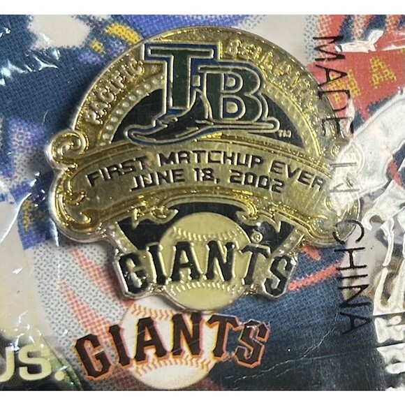 (2) 2002 San Francisco Giants interleague pins vs Balt Orioles + Tampa Bay NIP - Picture 2 of 4